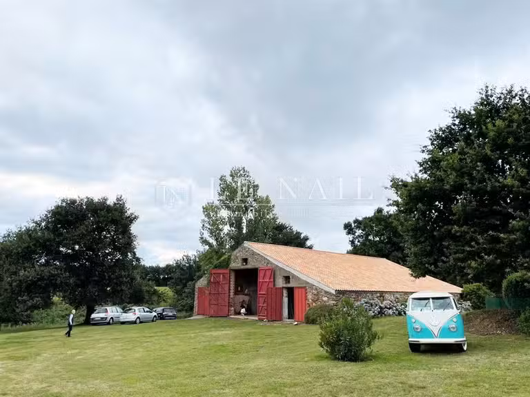 Maison Le Girouard - 7 chambres - 247m²