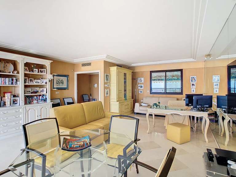 Appartement Le golfe-juan - 2 chambres - 106m²