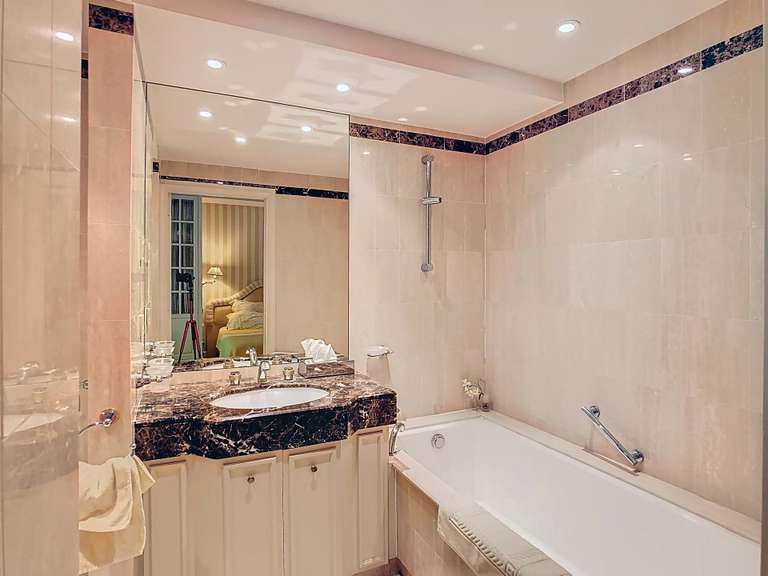 Appartement Le golfe-juan - 2 chambres - 106m²