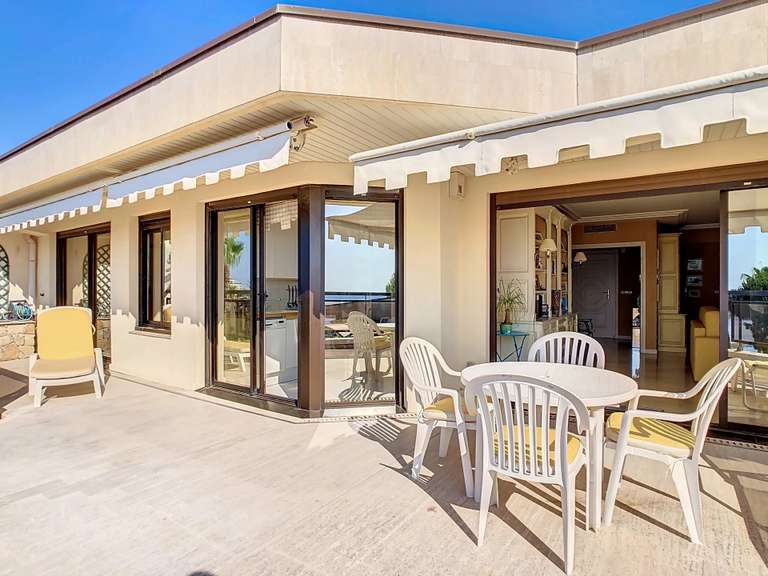 Appartement Le golfe-juan - 2 chambres - 106m²