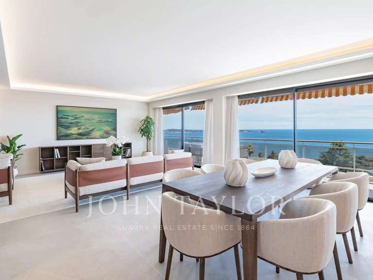 Appartement avec Vue sur mer Le golfe-juan - 4 chambres - 151m²