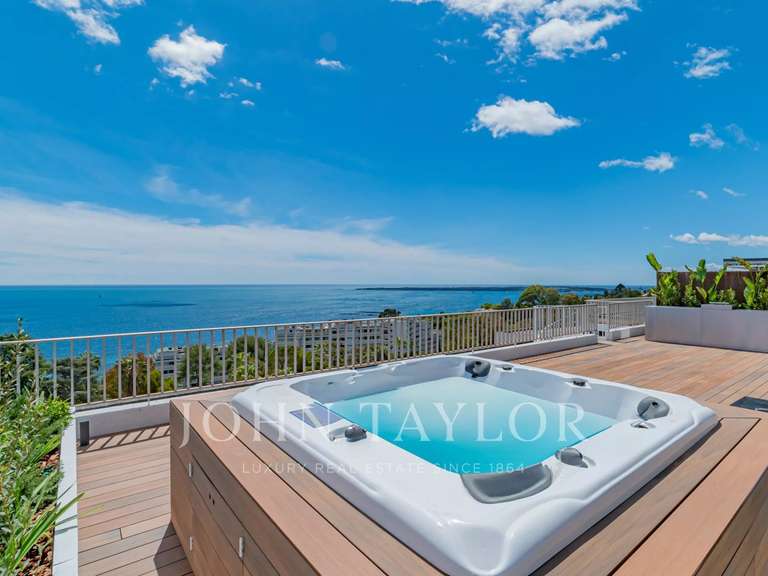 Appartement avec Vue sur mer Le golfe-juan - 4 chambres - 151m²