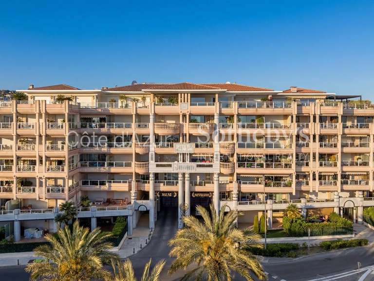 Appartement avec Vue sur mer Le golfe-juan - 4 chambres - 175m²