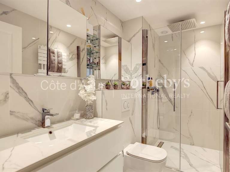 Appartement avec Vue sur mer Le golfe-juan - 4 chambres - 175m²