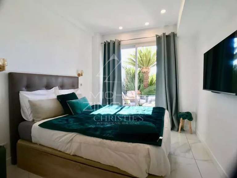 Appartement Le golfe-juan - 2 chambres - 81m²