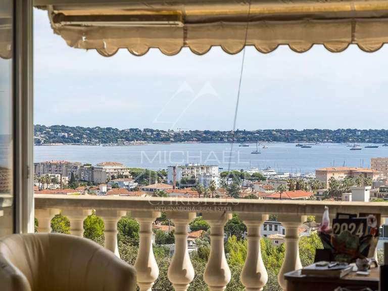 Appartement avec Vue sur mer Le golfe-juan - 3 chambres - 225m²
