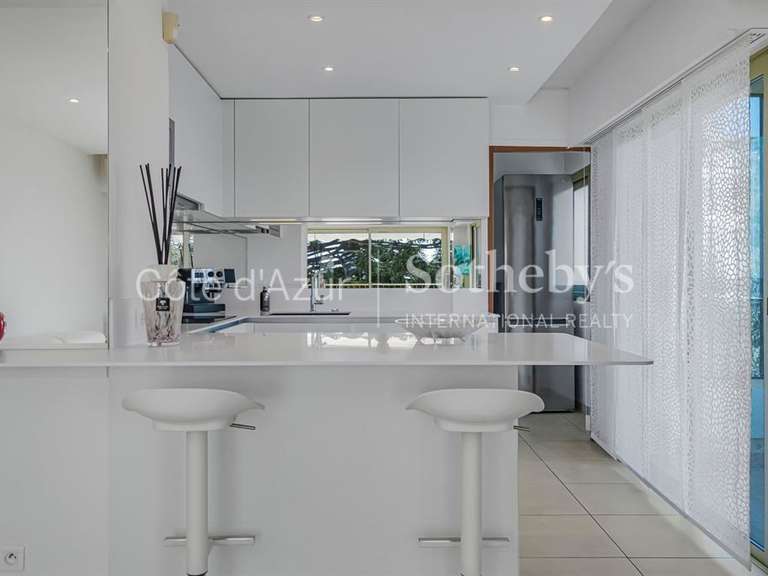 Appartement avec Vue sur mer Le golfe-juan - 2 chambres - 75m²