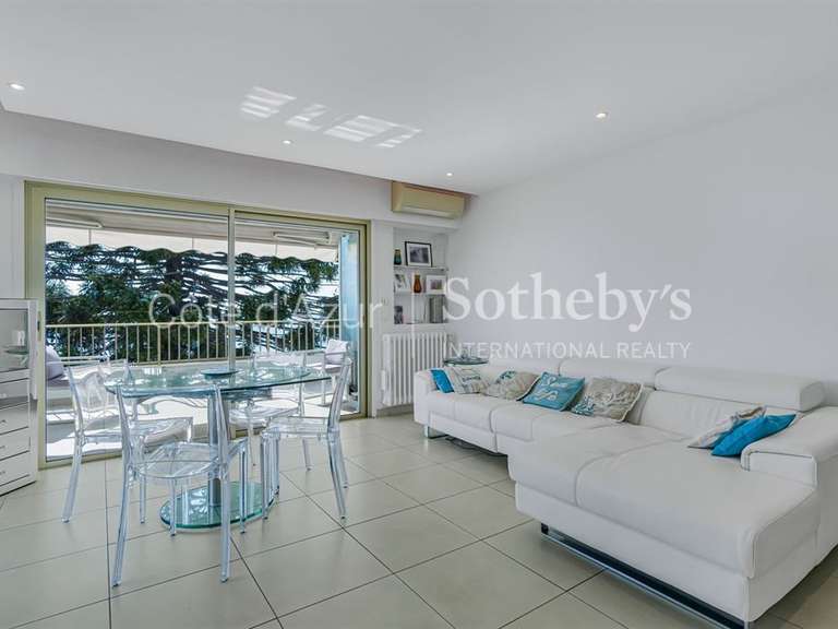 Appartement avec Vue sur mer Le golfe-juan - 2 chambres - 75m²