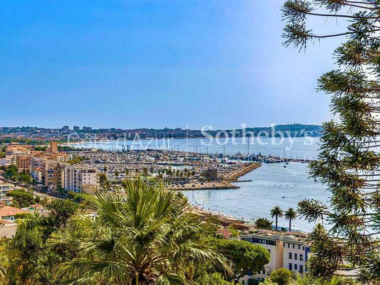 Appartement avec Vue sur mer Le golfe-juan - 2 chambres - 75m²