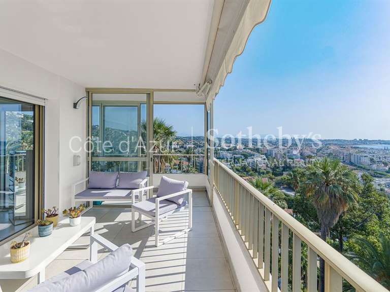 Appartement avec Vue sur mer Le golfe-juan - 2 chambres - 75m²