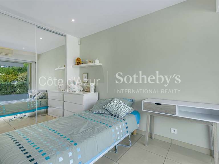 Appartement avec Vue sur mer Le golfe-juan - 2 chambres - 75m²