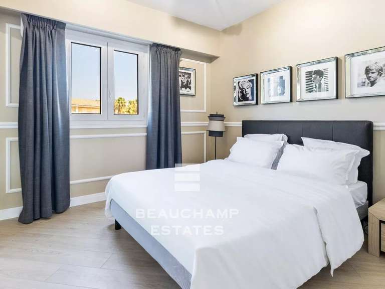 Appartement avec Vue sur mer Le golfe-juan - 1 chambre - 49m²