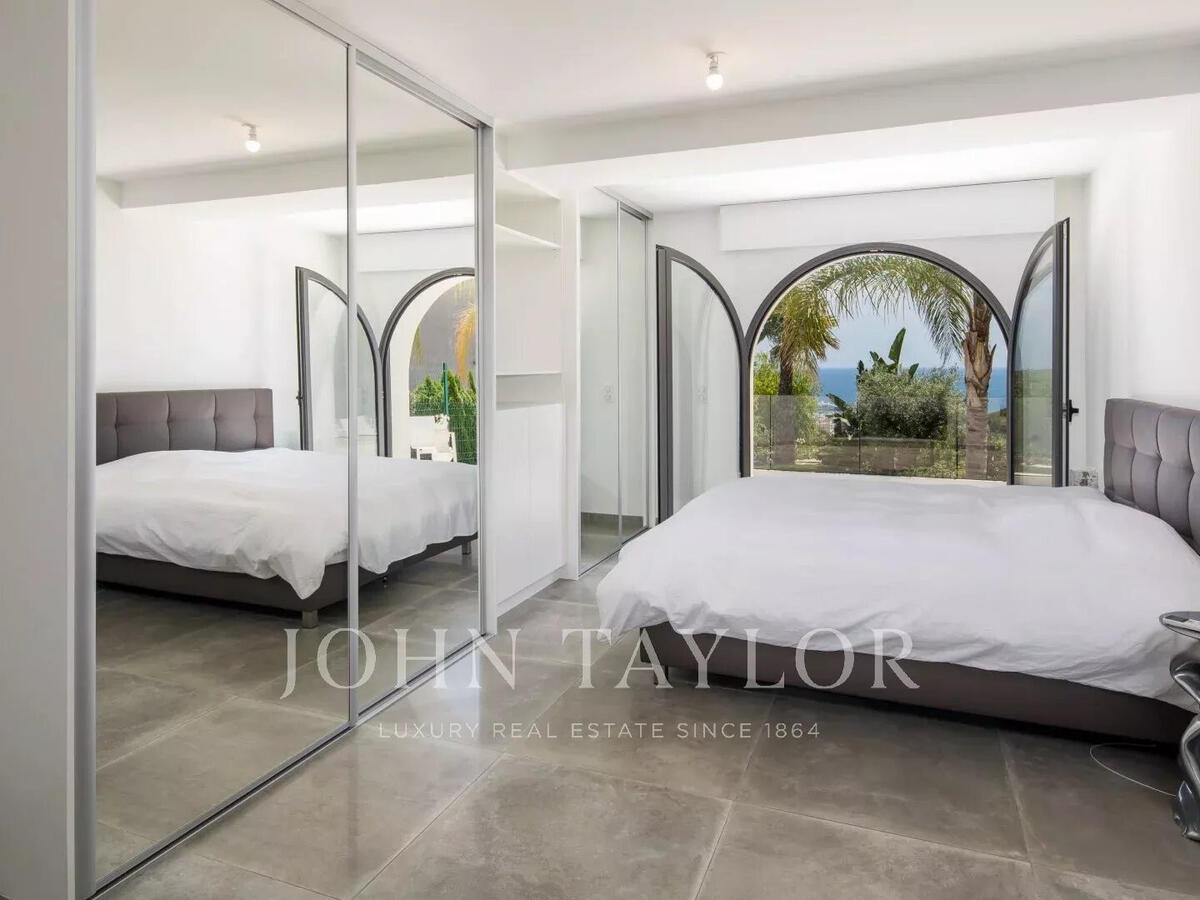 House le golfe-juan