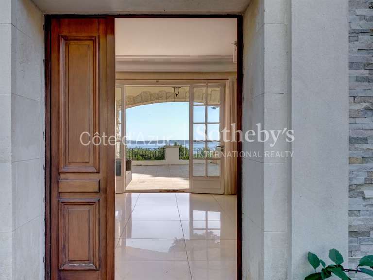 Maison avec Vue sur mer Le golfe-juan - 5 chambres - 411m²