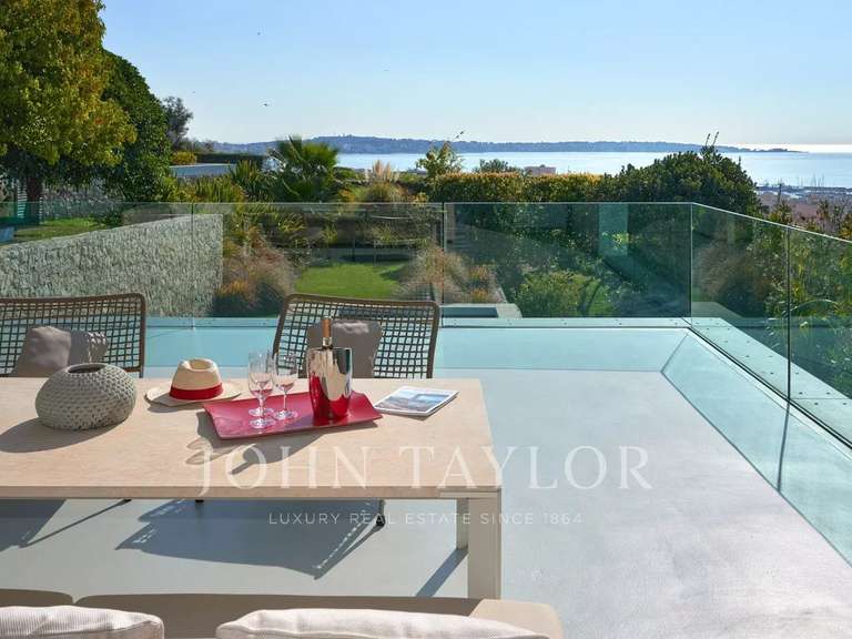 Maison avec Vue sur mer Le golfe-juan - 4 chambres - 220m²