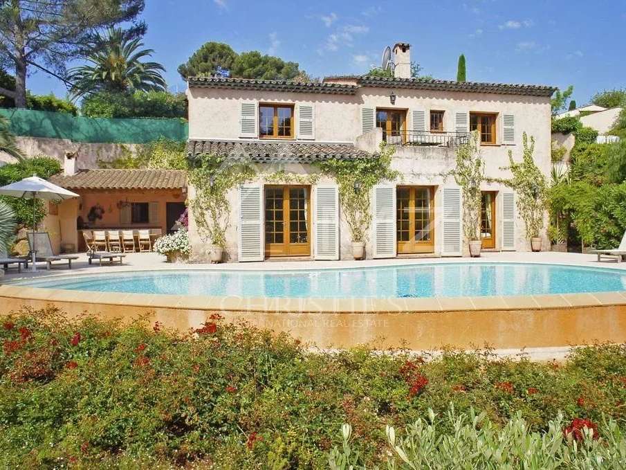 House le golfe-juan