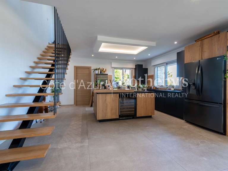 Maison avec Vue sur mer Le golfe-juan - 4 chambres - 229m²