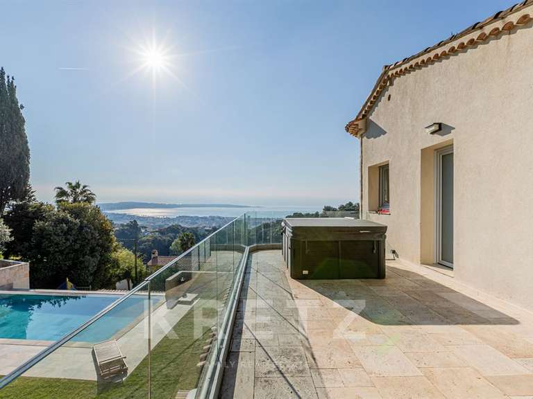 Maison avec Vue sur mer Le golfe-juan - 5 chambres - 250m²