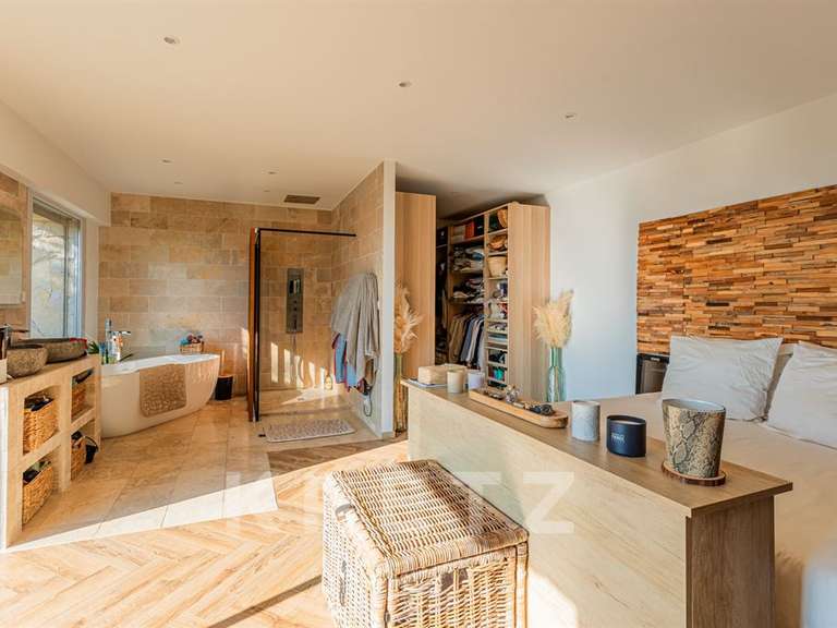 Maison avec Vue sur mer Le golfe-juan - 5 chambres - 250m²