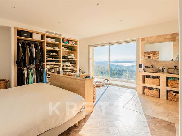 Maison avec Vue sur mer Le golfe-juan - 5 chambres - 250m²
