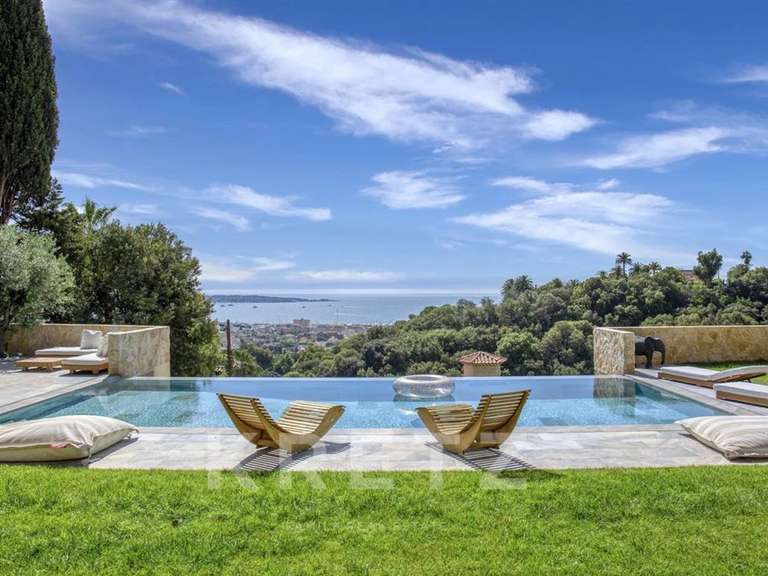 Maison avec Vue sur mer Le golfe-juan - 5 chambres - 250m²