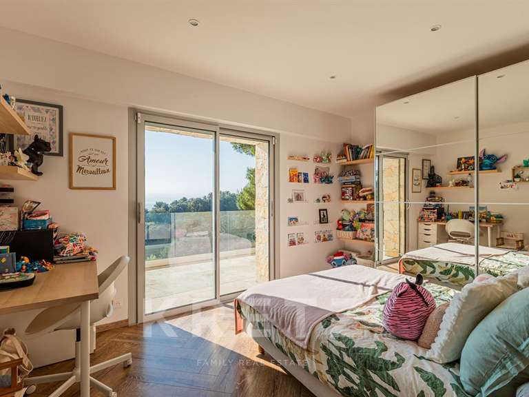 Maison avec Vue sur mer Le golfe-juan - 5 chambres - 250m²