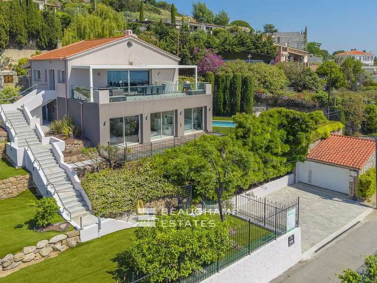 Maison avec Vue sur mer Le golfe-juan - 5 chambres - 202m²