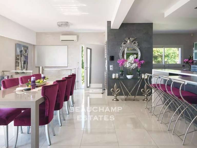 Maison avec Vue sur mer Le golfe-juan - 5 chambres - 202m²