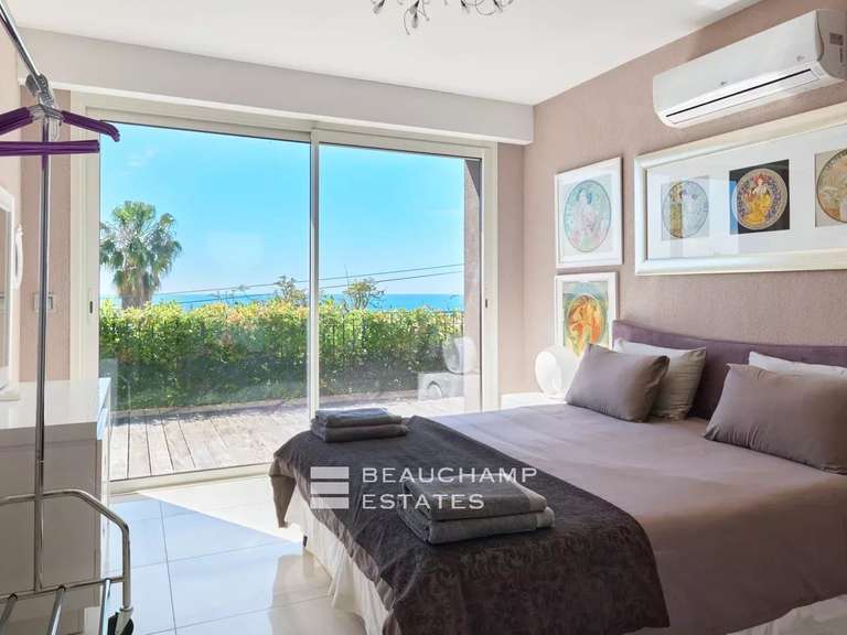 Maison avec Vue sur mer Le golfe-juan - 5 chambres - 202m²