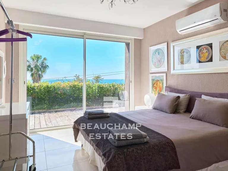 Maison avec Vue sur mer Le golfe-juan - 5 chambres - 202m²