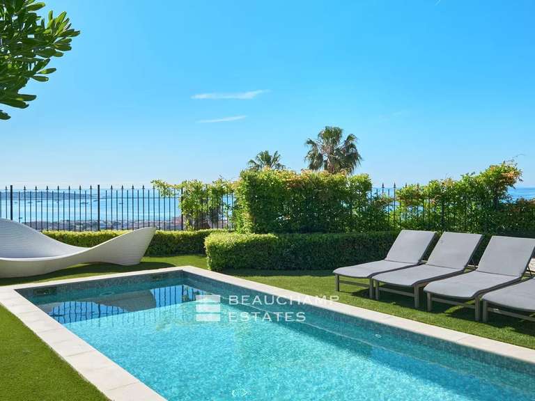 Maison avec Vue sur mer Le golfe-juan - 5 chambres - 202m²