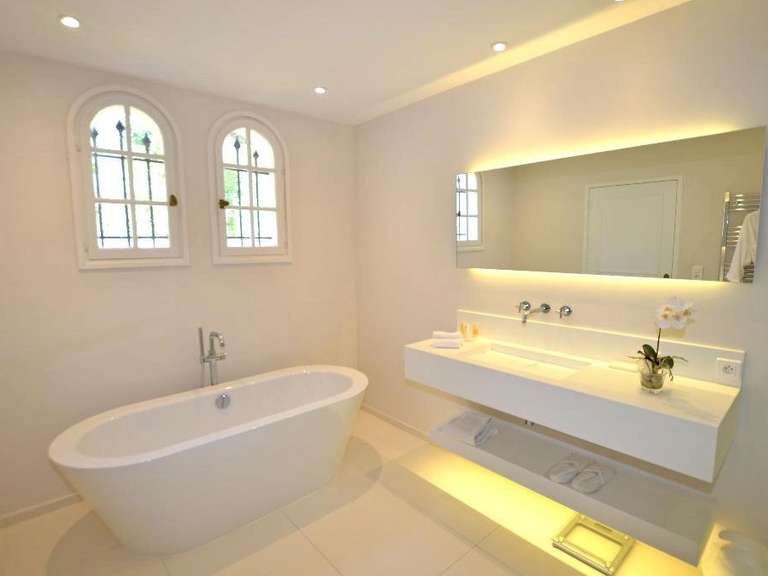 Maison avec Vue sur mer Le golfe-juan - 4 chambres - 300m²