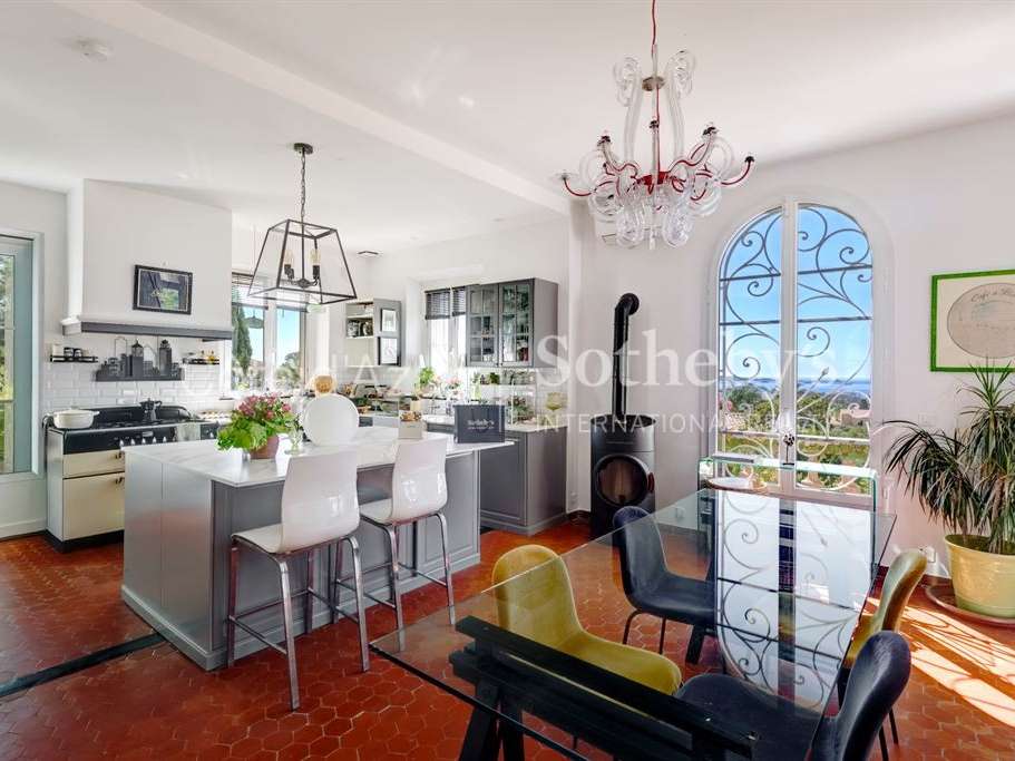 House le golfe-juan