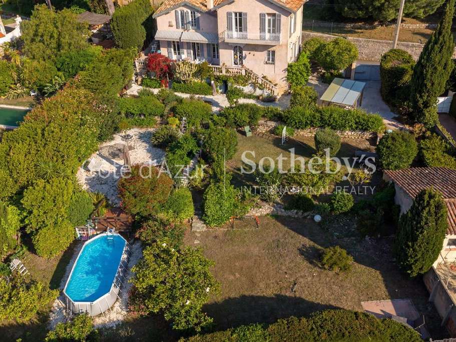 House le golfe-juan