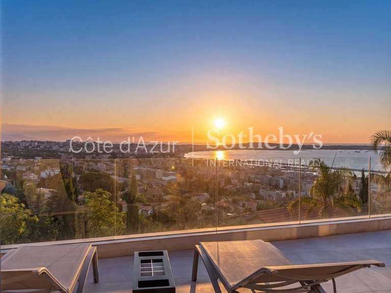 Maison Le golfe-juan - 5 chambres - 309m²
