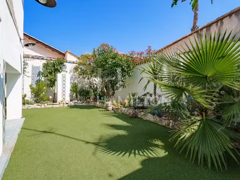 House le golfe-juan - 3 bedrooms - 118m²