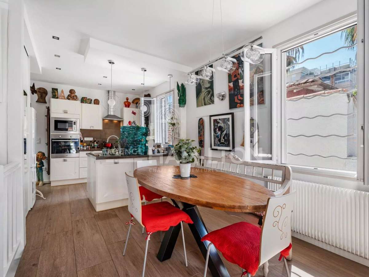 House le golfe-juan