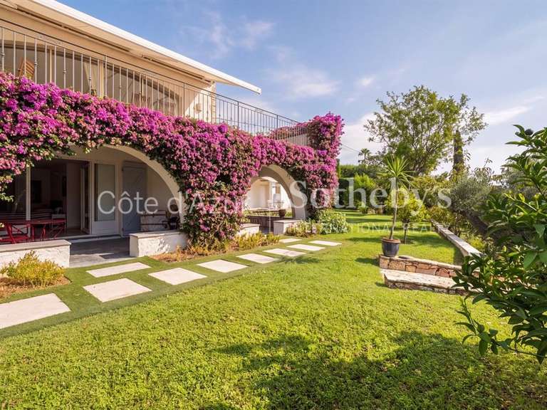 Maison avec Vue sur mer Le golfe-juan - 6 chambres - 268m²