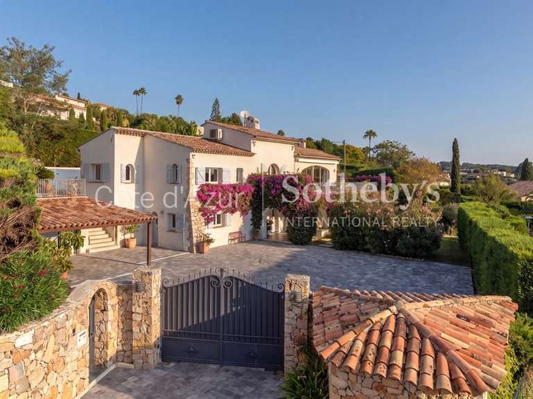 Maison avec Vue sur mer Le golfe-juan - 6 chambres - 268m²