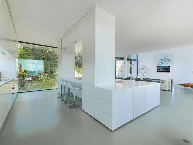 Villa le golfe-juan - 4 bedrooms - 220m²