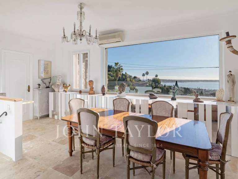 Villa avec Vue sur mer Le golfe-juan - 4 chambres - 177m²