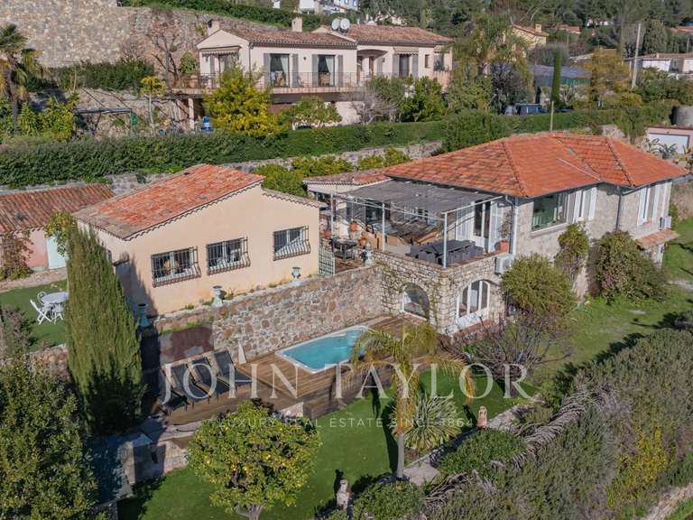 Villa avec Vue sur mer Le golfe-juan - 4 chambres - 177m²