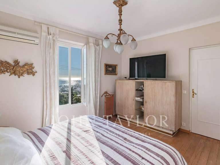 Villa avec Vue sur mer Le golfe-juan - 4 chambres - 177m²