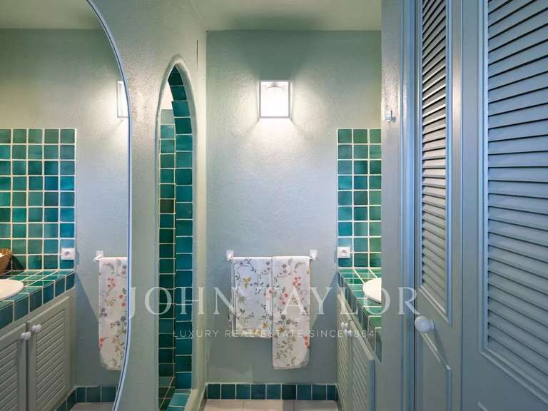 Villa avec Vue sur mer Le golfe-juan - 4 chambres - 174m²