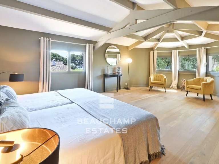 Villa Le golfe-juan - 5 chambres - 172m²