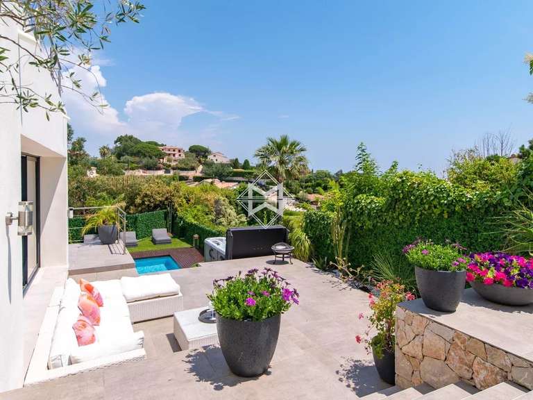 Villa Le golfe-juan - 4 chambres - 200m²