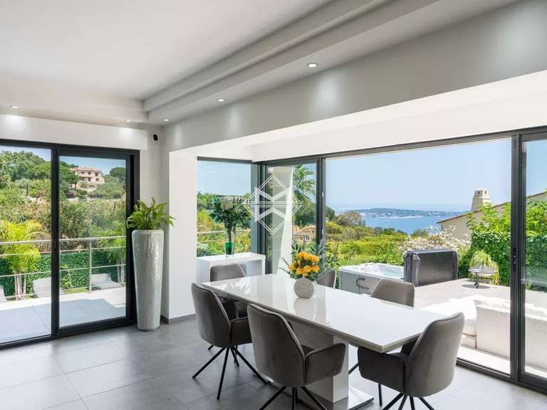 Villa Le golfe-juan - 4 chambres - 200m²