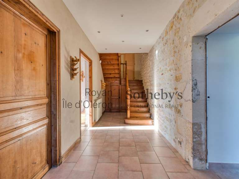 Maison Le Gua - 7 chambres - 300m²