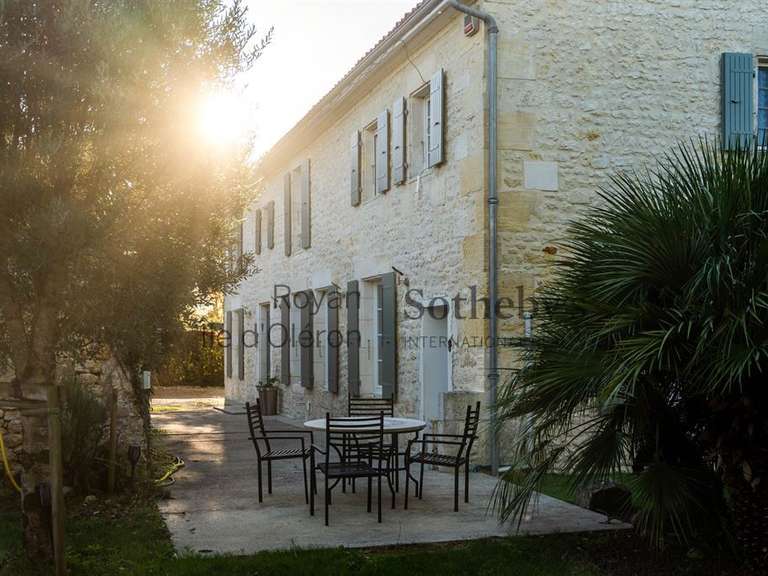 Maison Le Gua - 7 chambres - 300m²