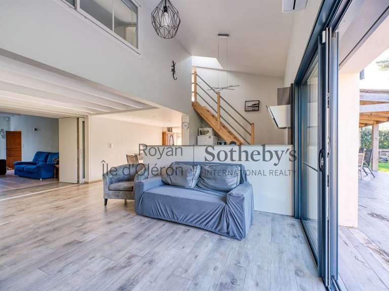 Maison Le Gua - 7 chambres - 300m²